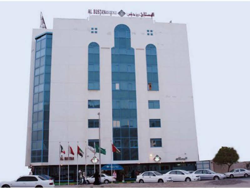 Отель Al Bustan Flats Шарджа Экстерьер фото